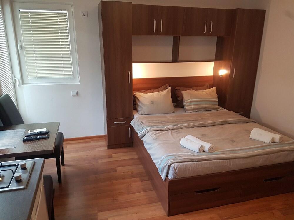Apartments Kojic