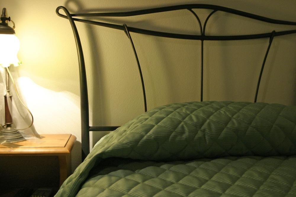 B&B Silenzio E Buio