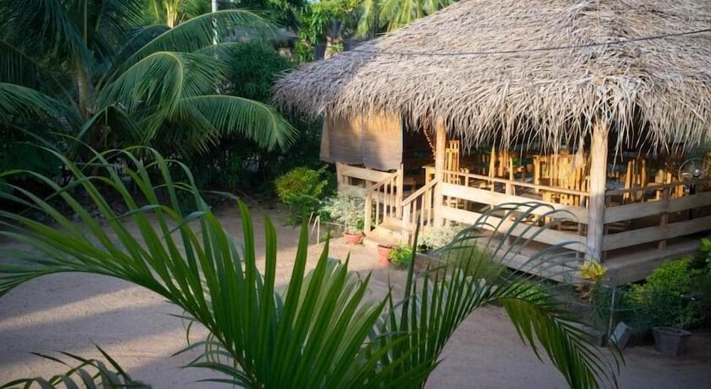 Coco Bay
