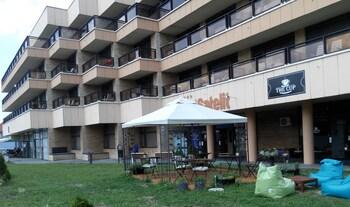 Hotel Satelit
