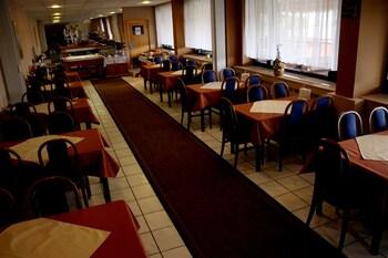 Hotel Satelit