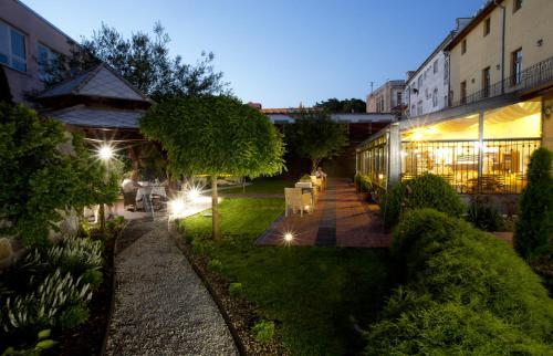 Hotel Golden Eagle