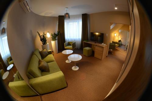 Hotel Stardust