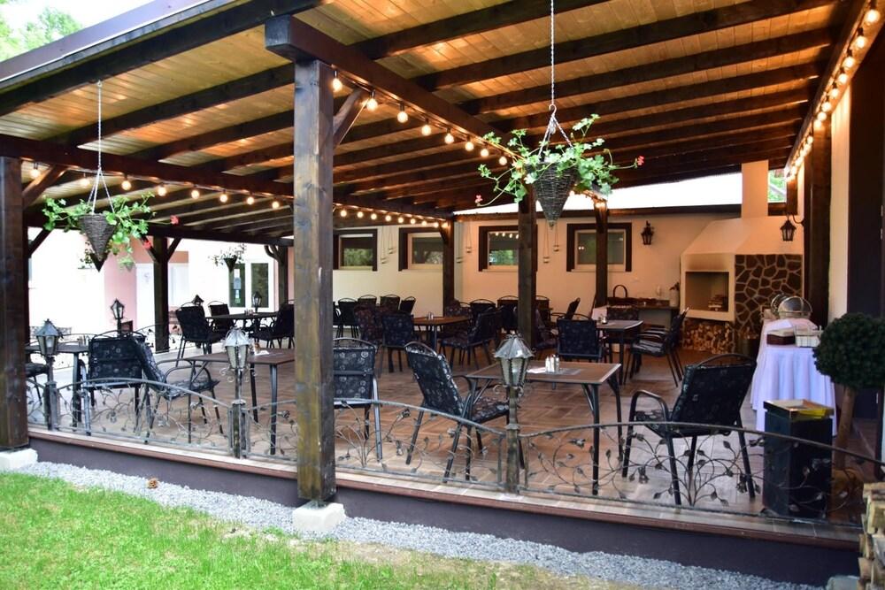 Hotel Svätojánsky Kastiel