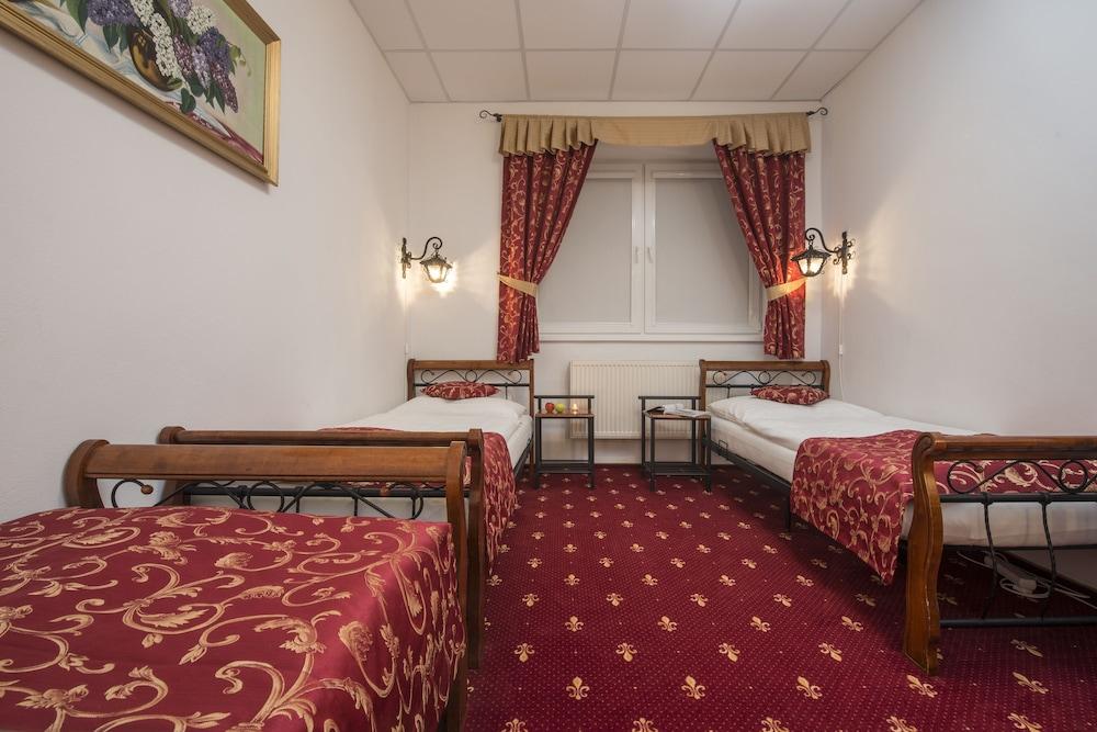Hotel Svätojánsky Kastiel