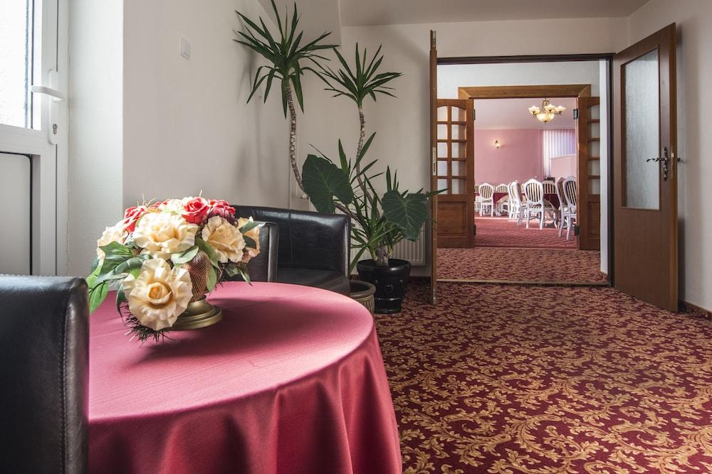 Hotel Svätojánsky Kastiel