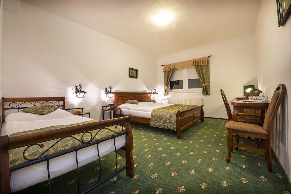 Hotel Svätojánsky Kastiel