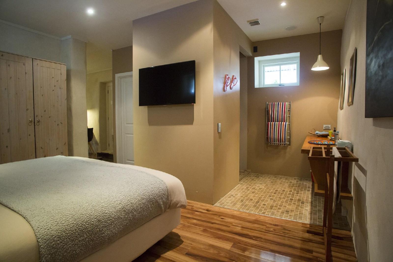 Woodstock Suite