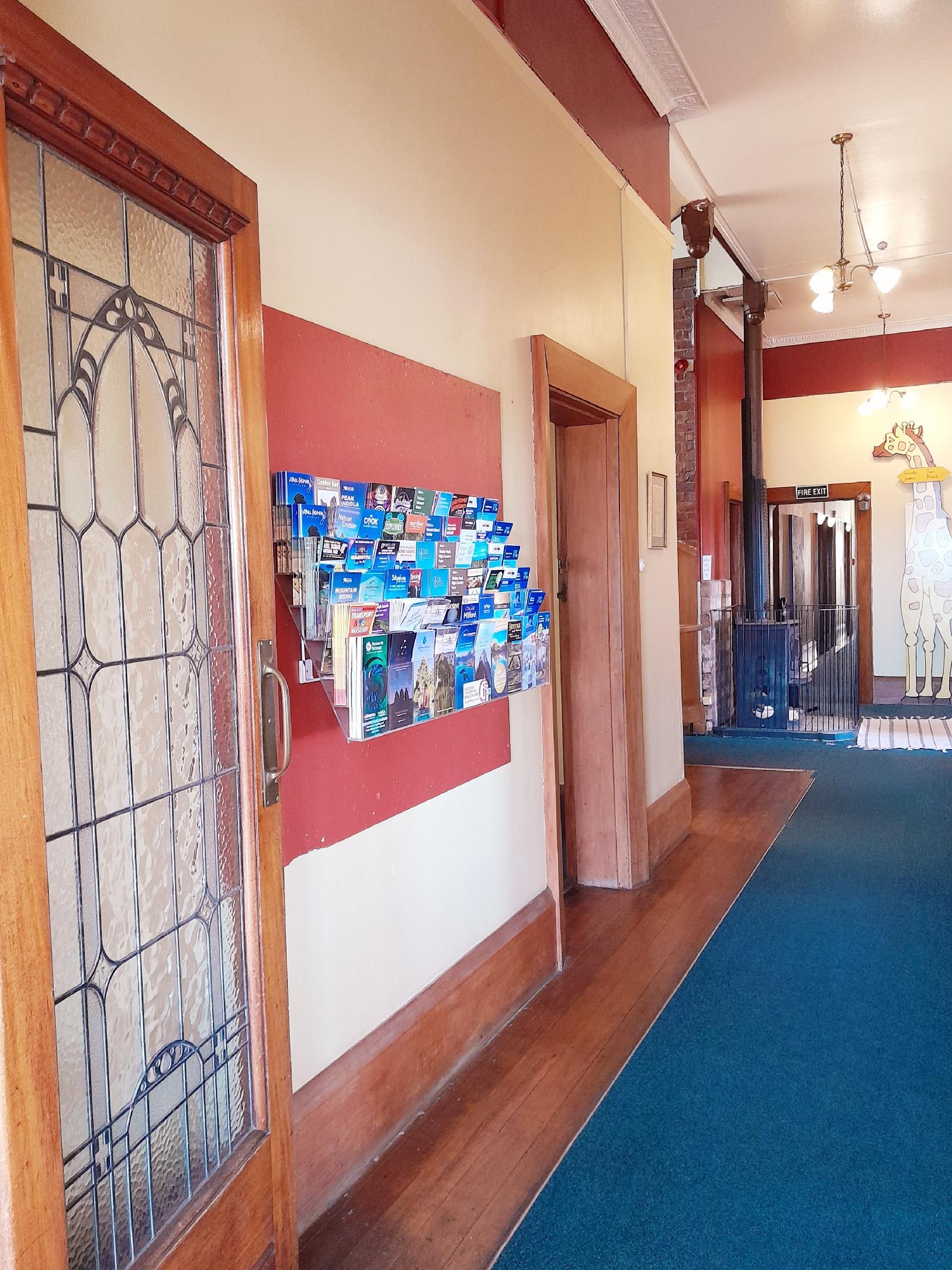 Noah's Ark Backpackers