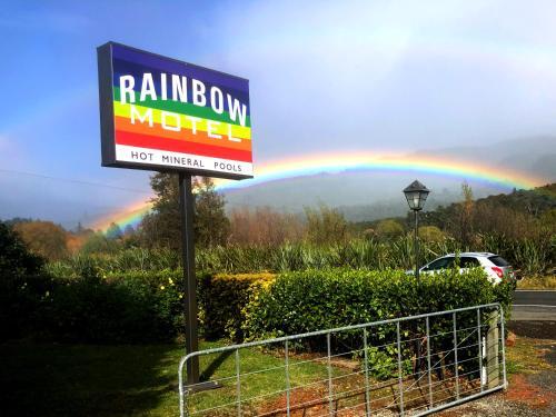 Rainbow Motel
