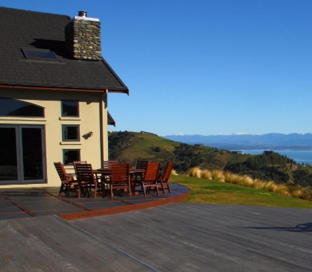 Parautane Lodge