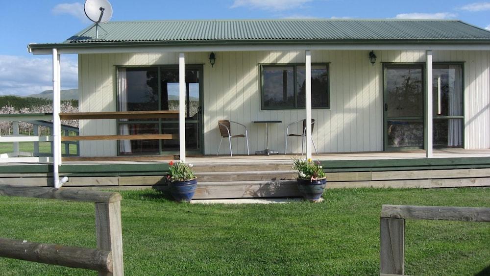 Bluebell Lodge And Cottage
