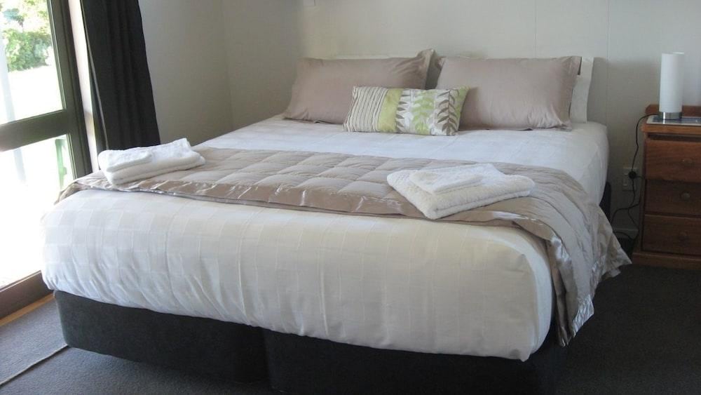 Bluebell Lodge And Cottage