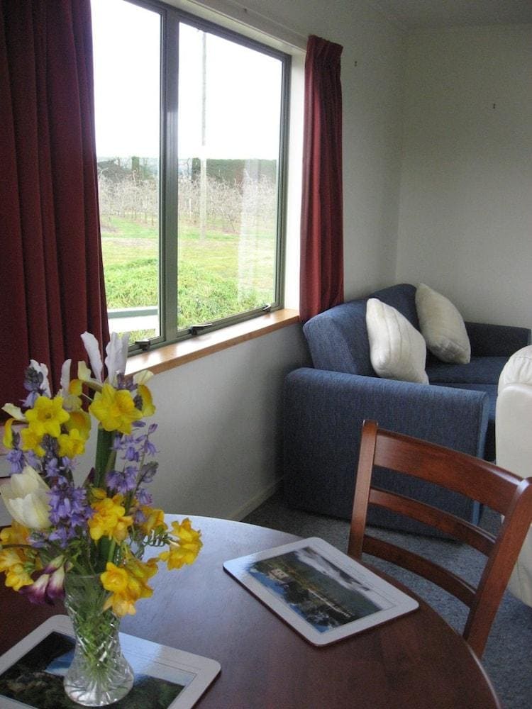 Bluebell Lodge And Cottage