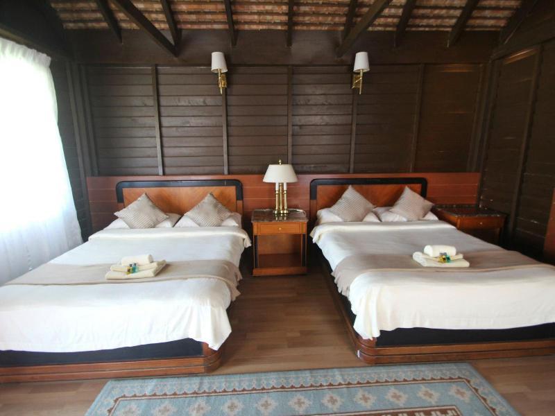 The Manor Beach Resort