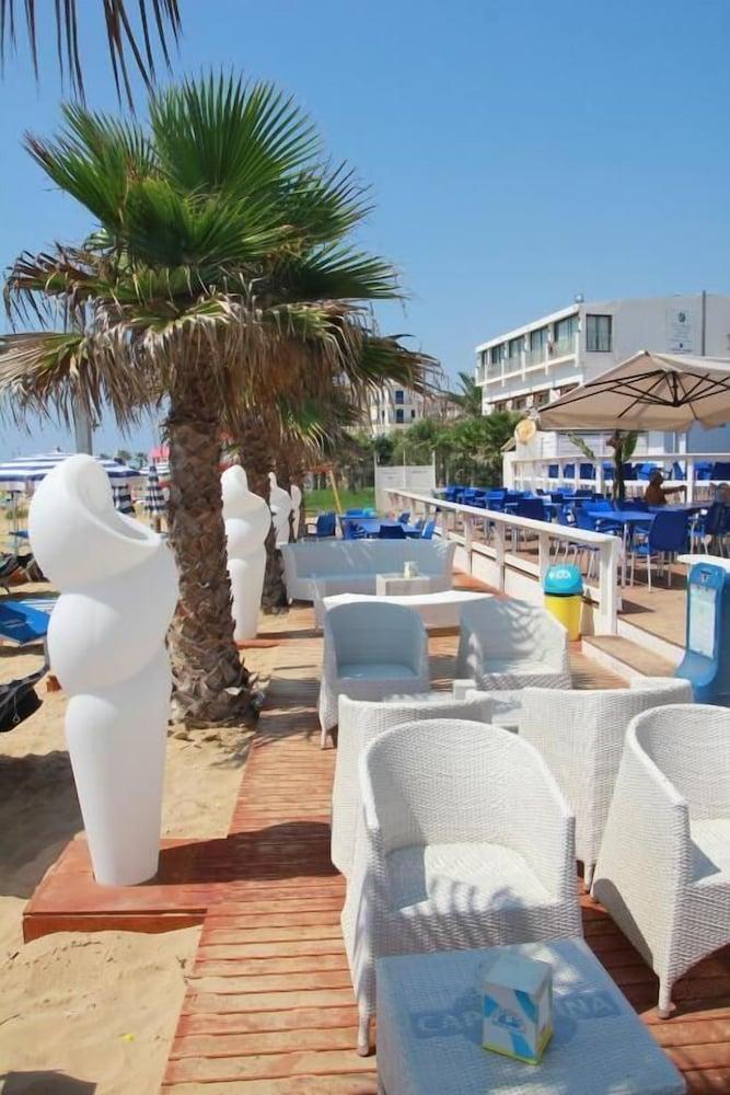 Al Gabbiano sul Mare