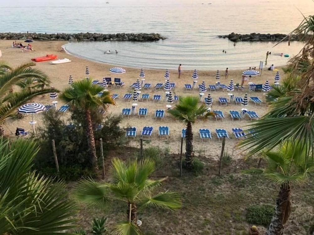 Al Gabbiano sul Mare