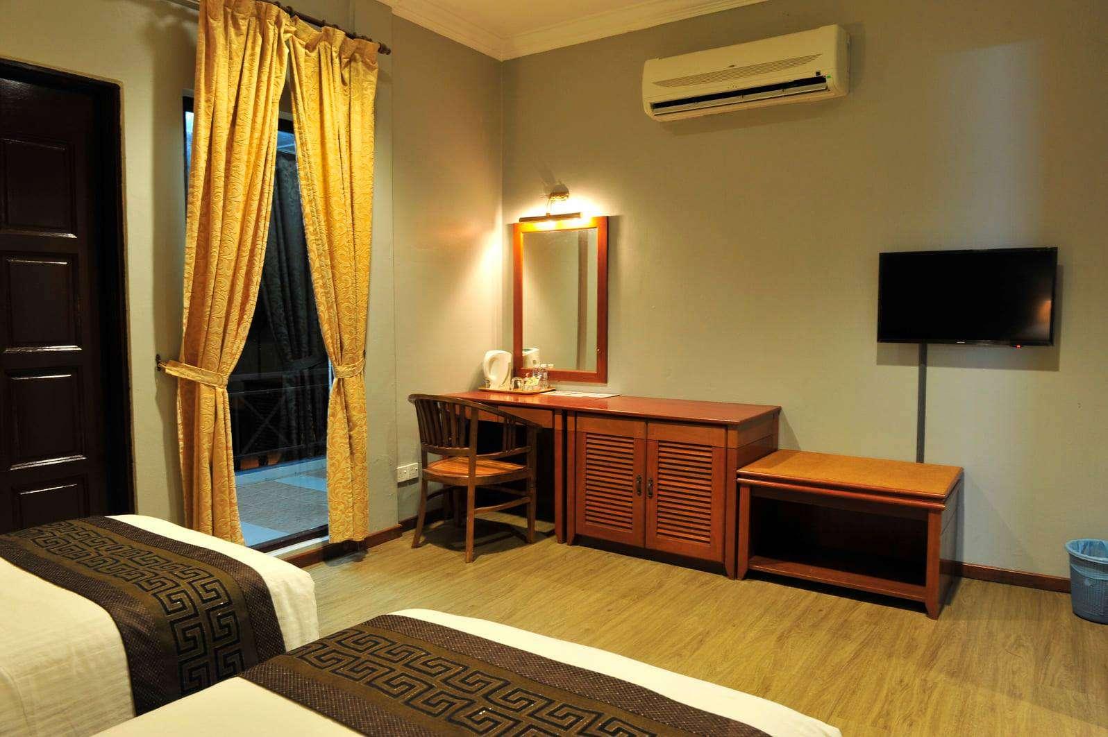 Felda Residence Tekam
