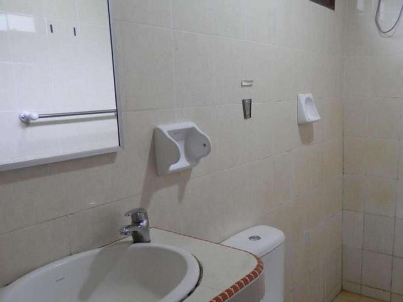 Felda Residence Tekam