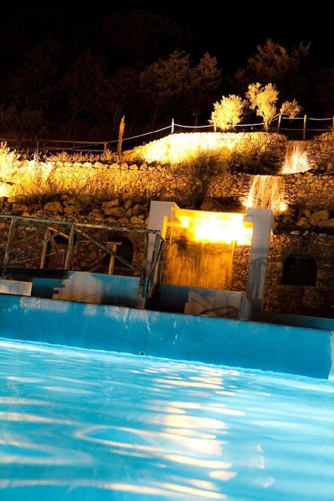 Il Borgo della Marinella