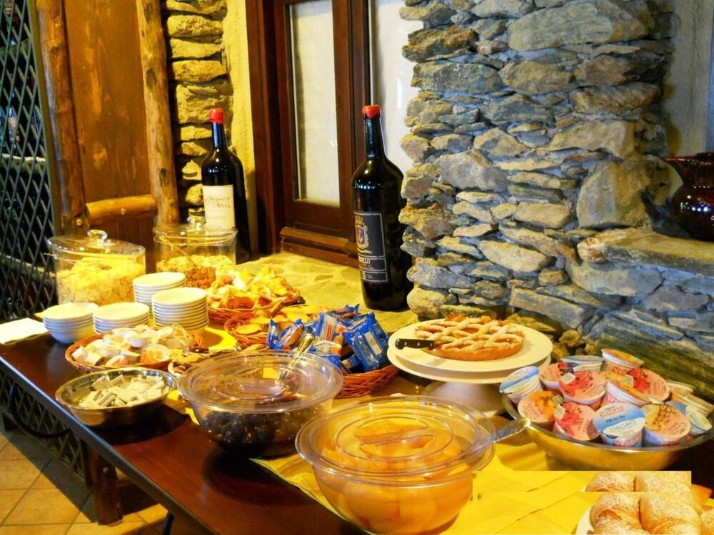 Il Borgo della Marinella