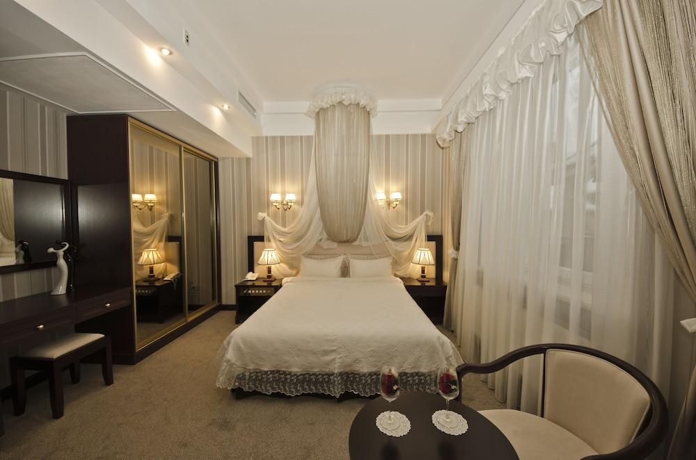 Sofievsky Posad Hotel