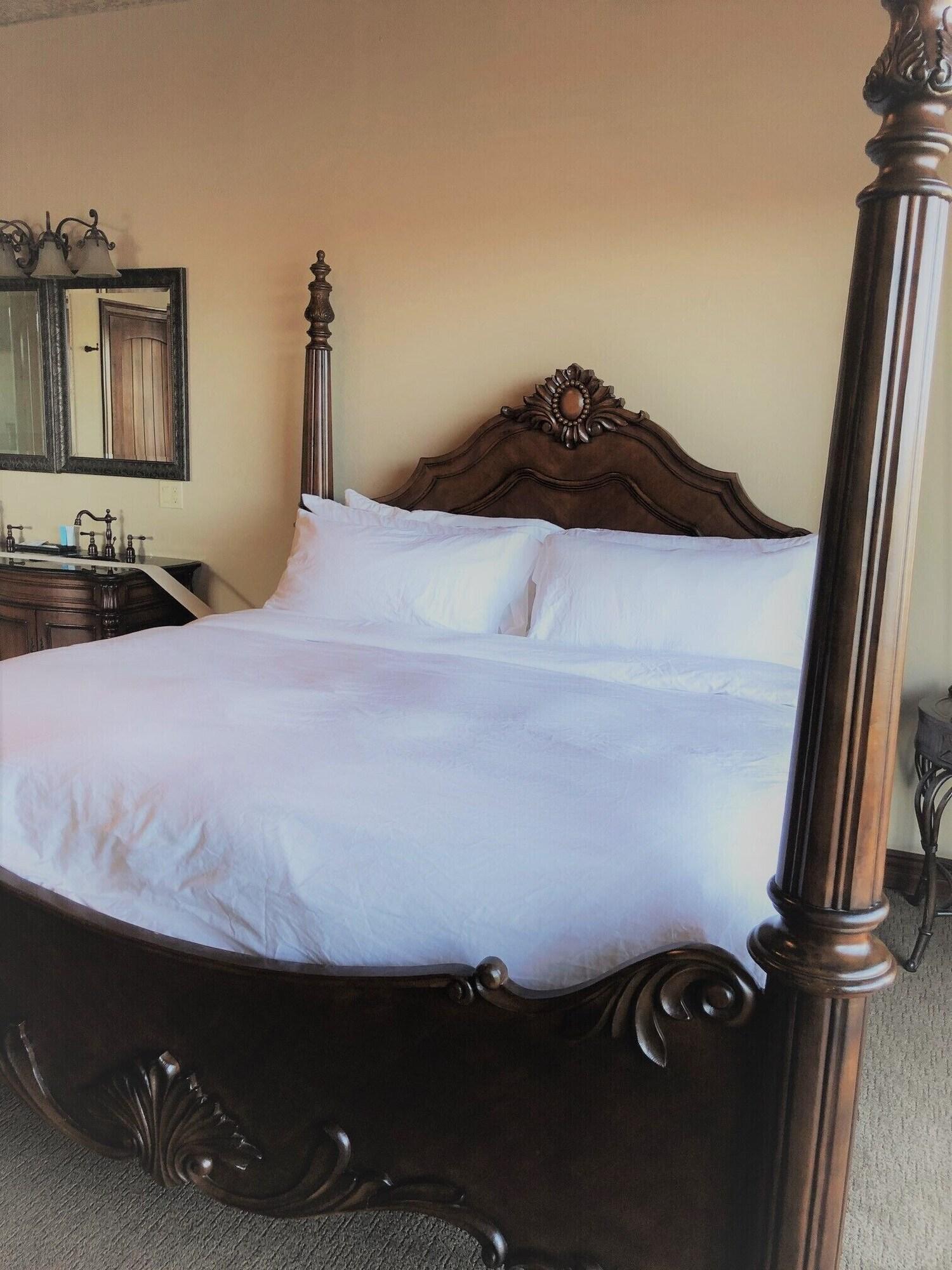 D'Monaco Luxury Resort & Restaurant