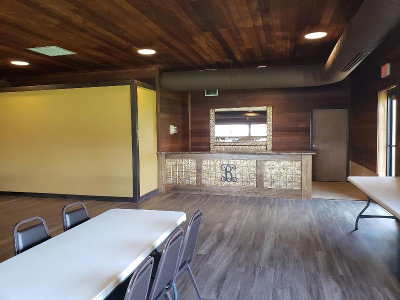 Boarders Inn And Suites