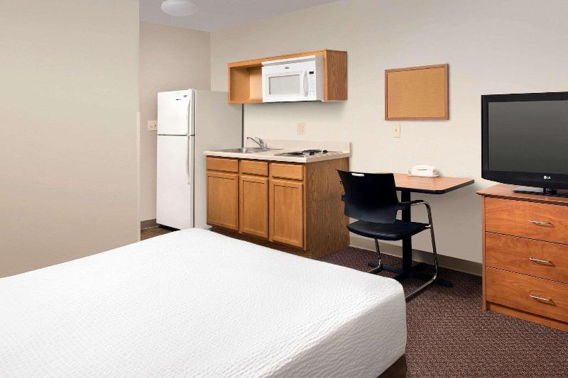 WoodSpring Suites Champaign Urbana