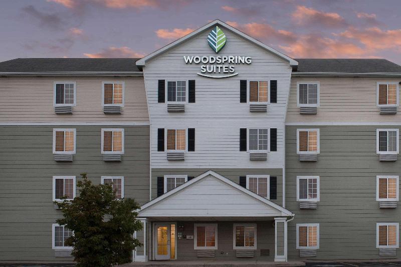 WoodSpring Suites Champaign Urbana