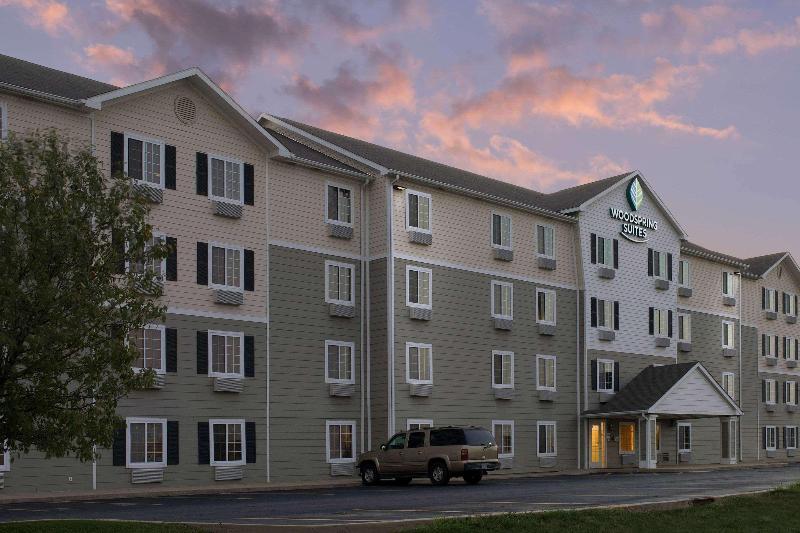 WoodSpring Suites Champaign Urbana