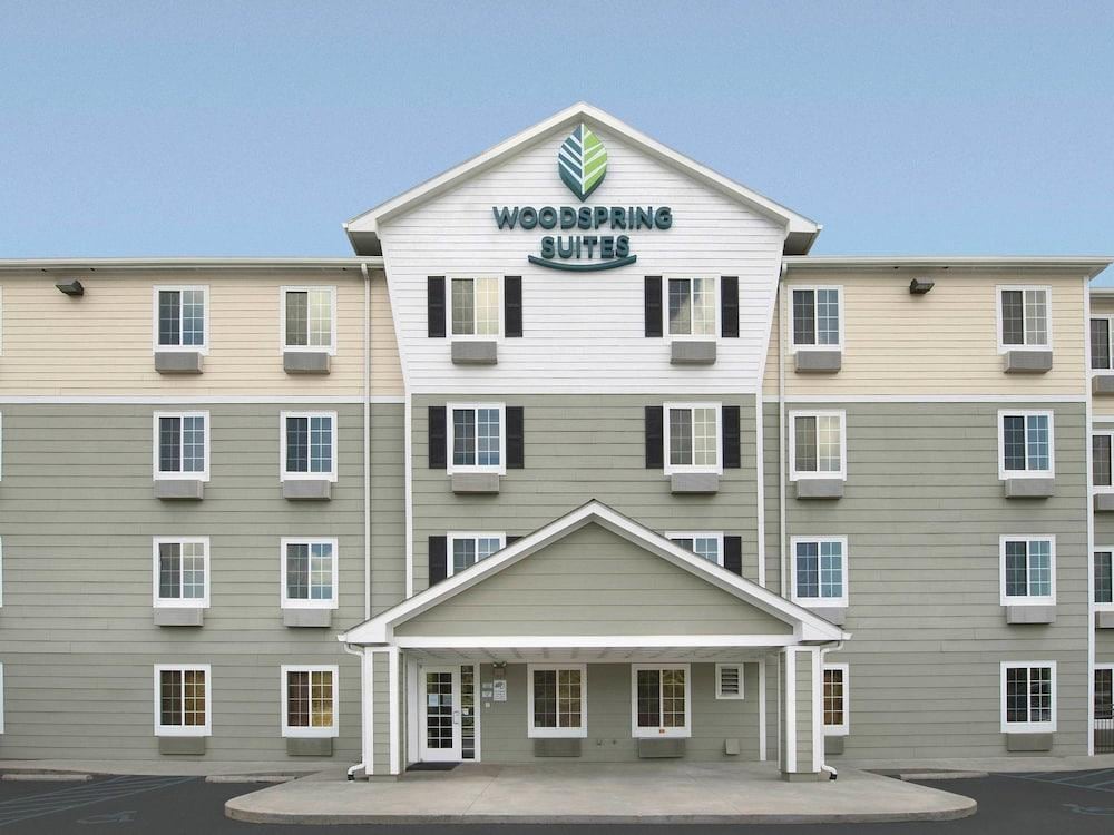 WoodSpring Suites Columbia Fort Jackson