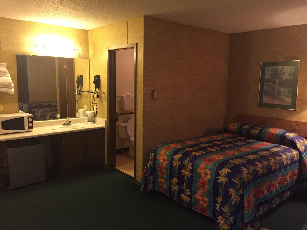 Burr Oak Motel