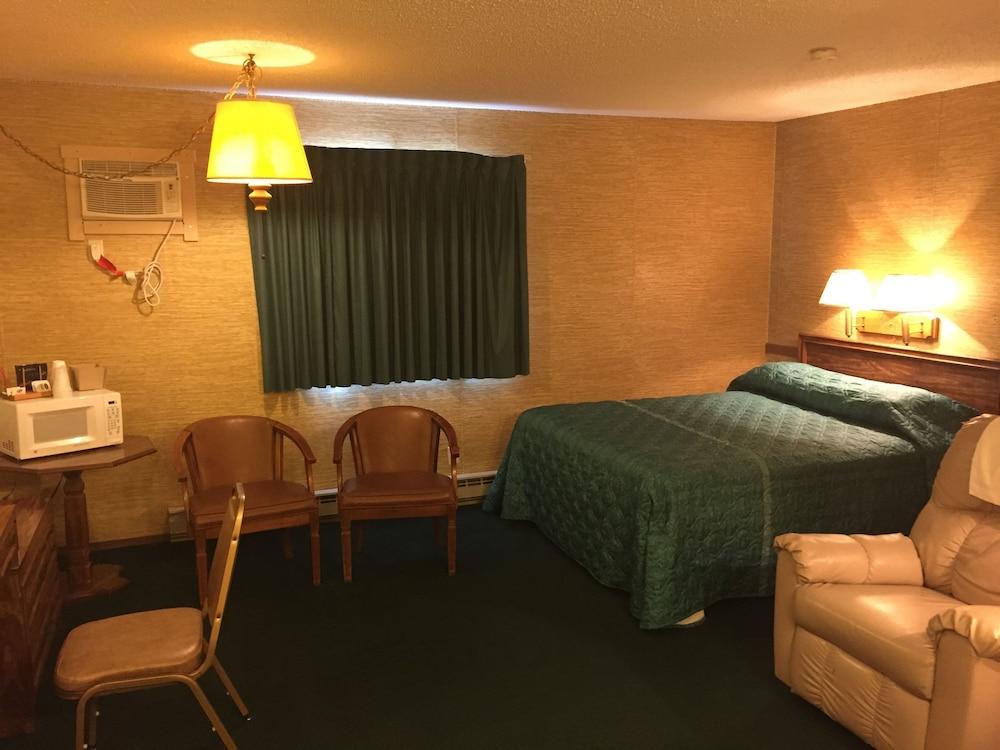 Burr Oak Motel