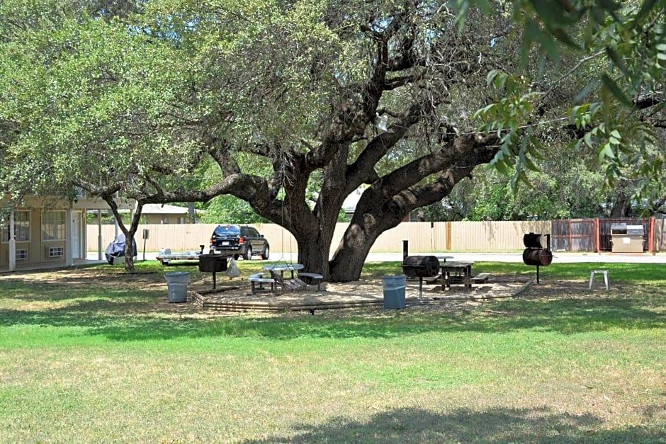 Inn of Uvalde