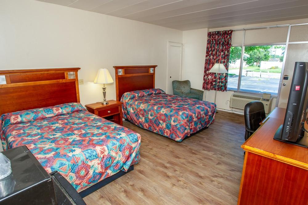 Coach House Inn