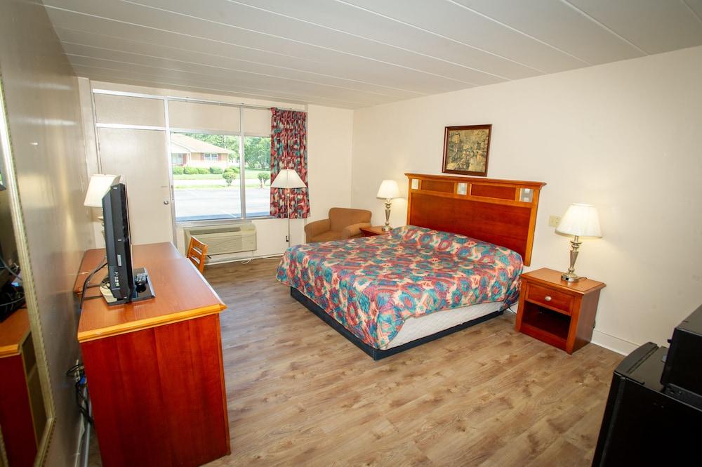 Coach House Inn