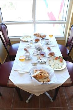 Saint Antoine Hotel