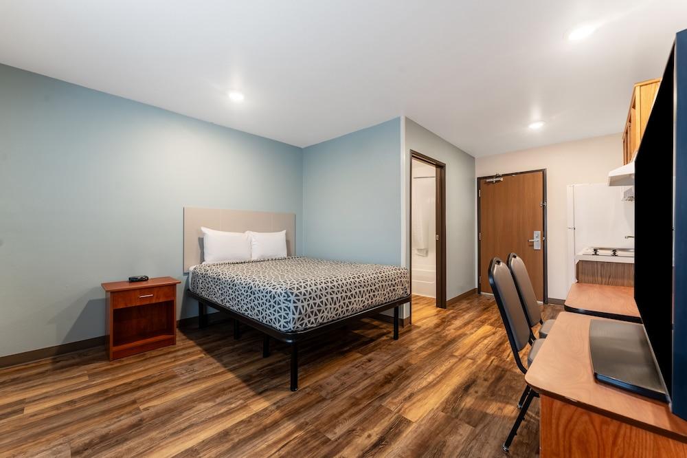 WoodSpring Suites Augusta Fort Gordon