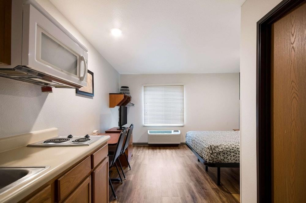 WoodSpring Suites Augusta Fort Gordon