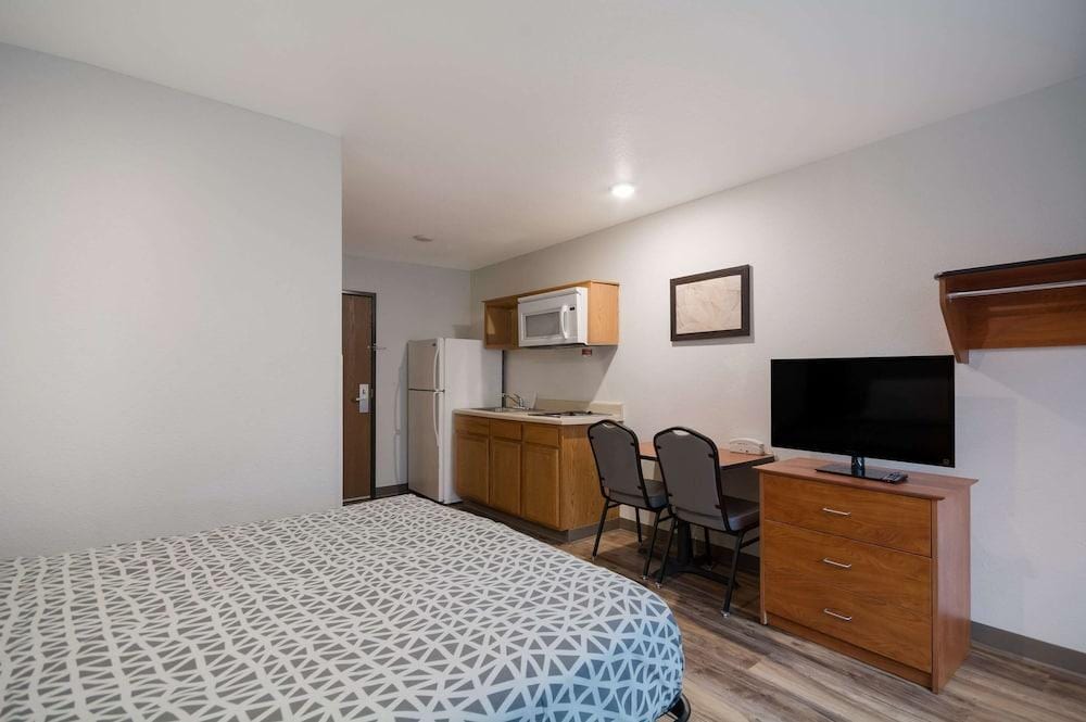 WoodSpring Suites Augusta Fort Gordon