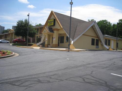 Budget Inn