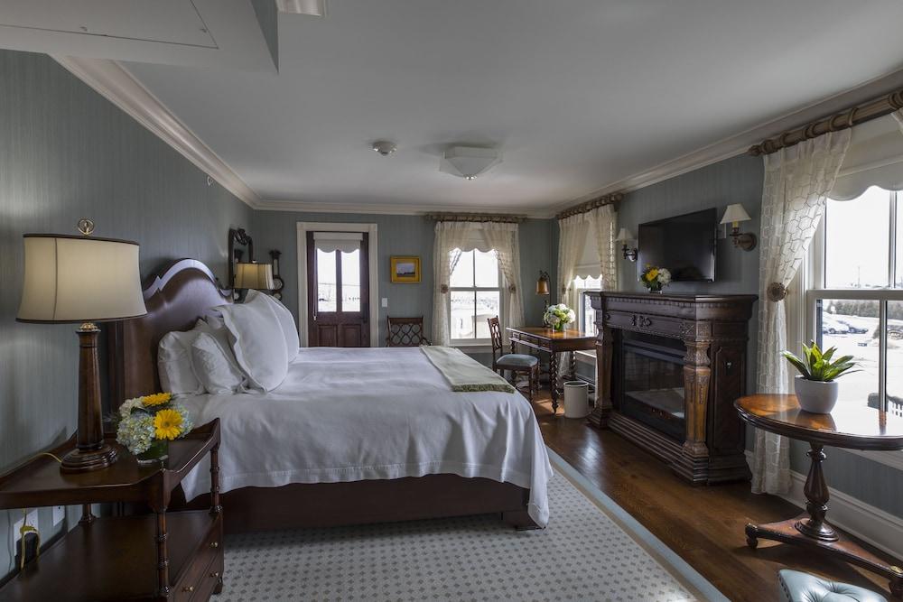 Saybrook Point Inn Marina & Spa