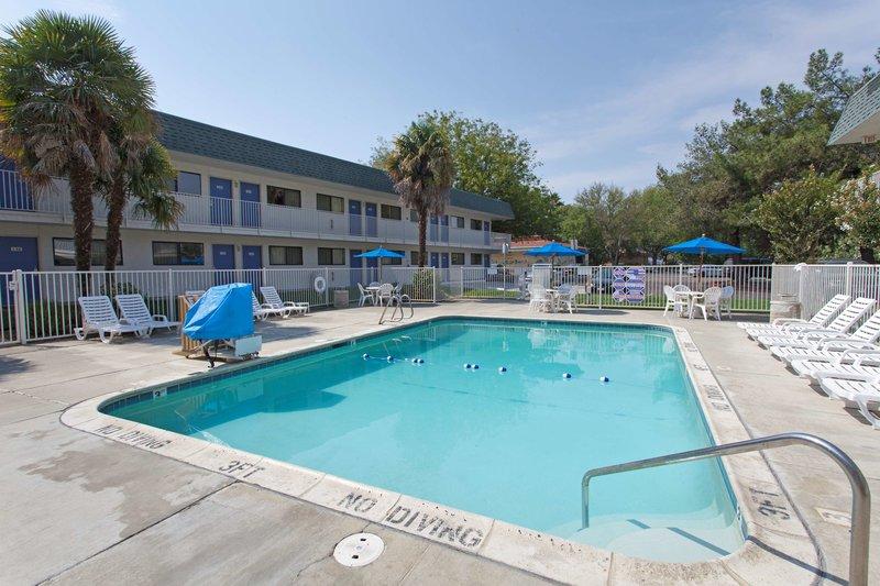Motel 6 Davis - Sacramento Area