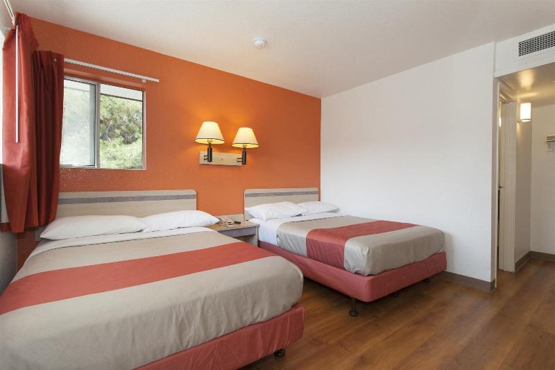 Motel 6 Davis - Sacramento Area