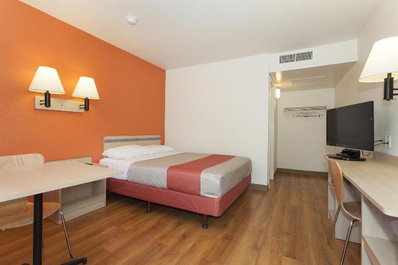 Motel 6 Davis - Sacramento Area