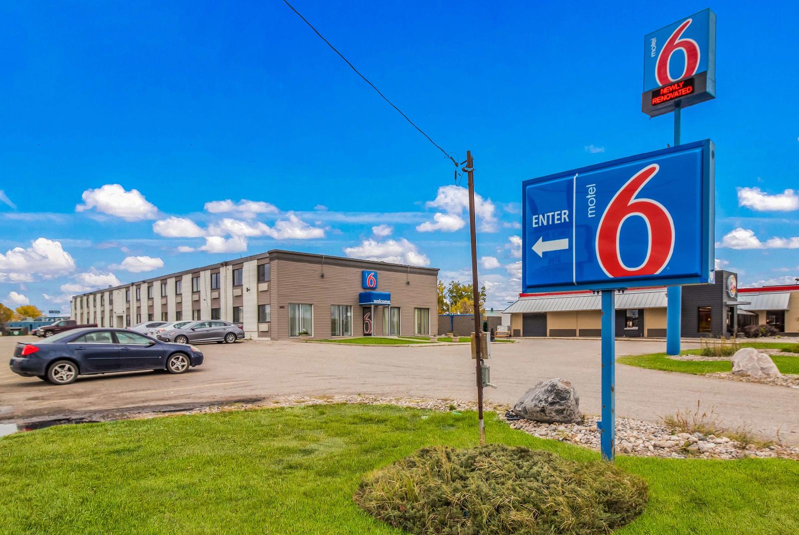 Motel 6 Fargo
