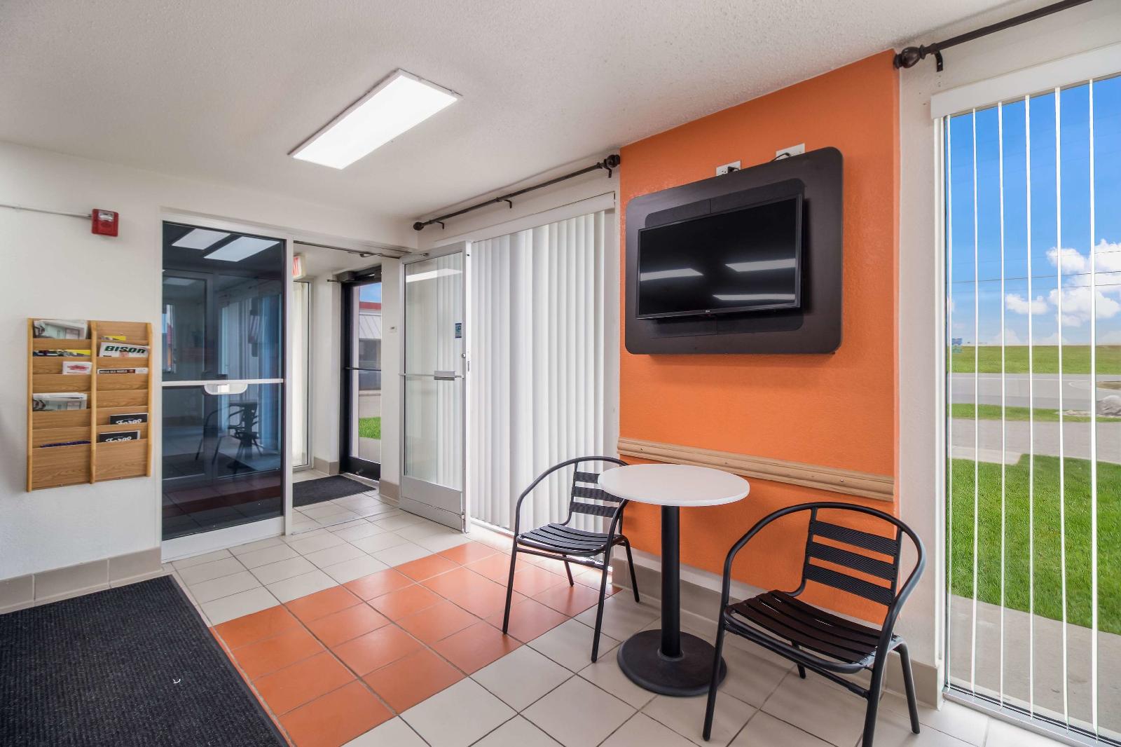 Motel 6 Fargo