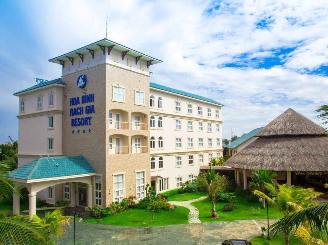 Hoa Binh Rach Gia Resort