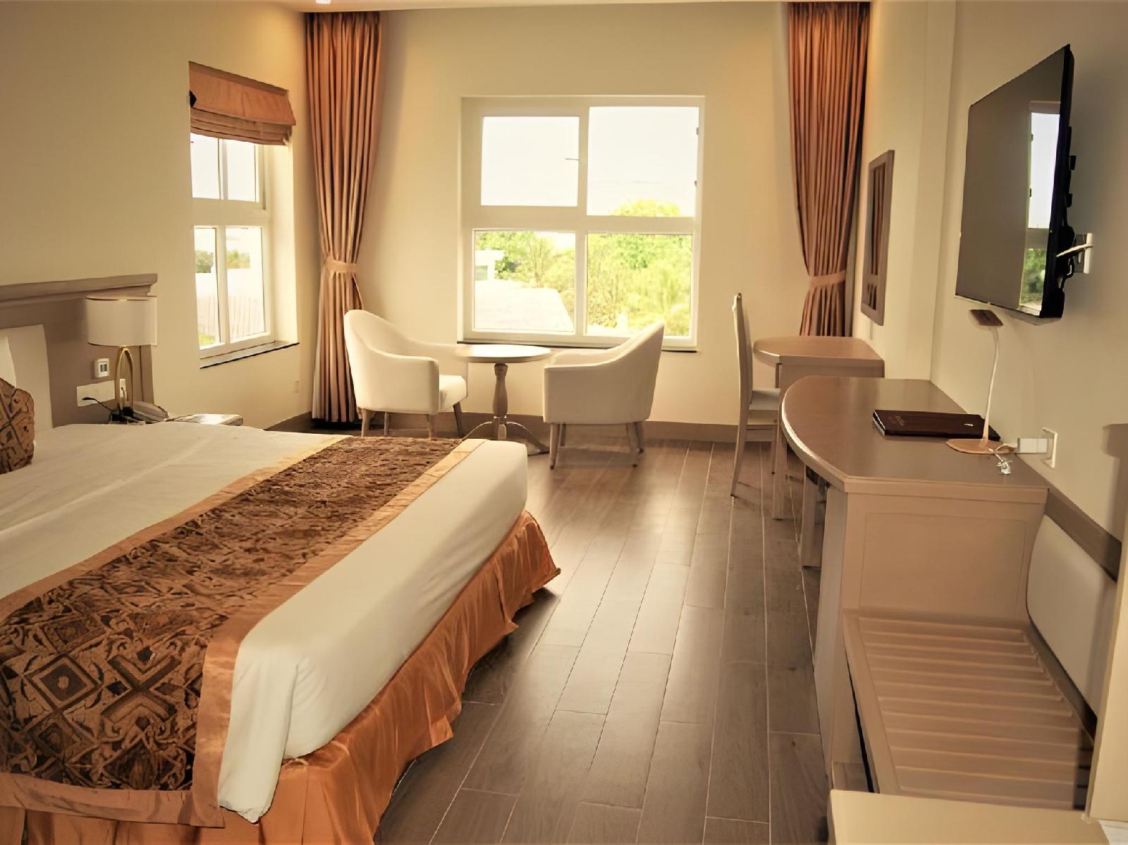 Hoa Binh Rach Gia Resort